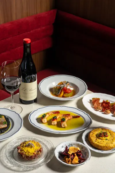 Food, drinks and the room at Barra Oliba in Little Italy
