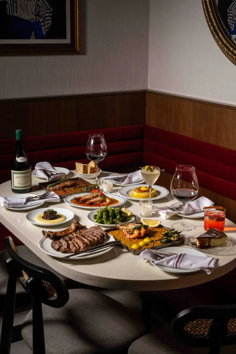 Food, drinks and the room at Barra Oliba in Little Italy